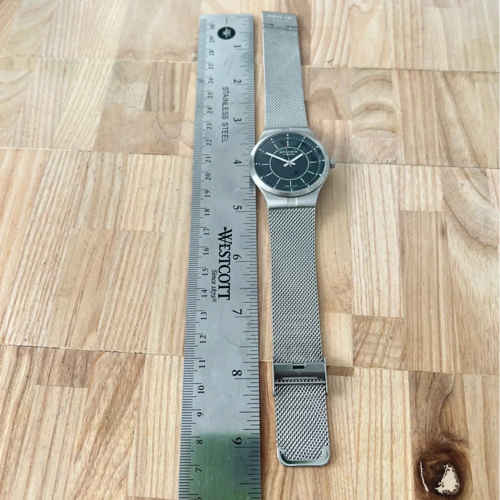 Johan Eric Denmark black dial stainless steel Swiss dress watch NEW BATTERY